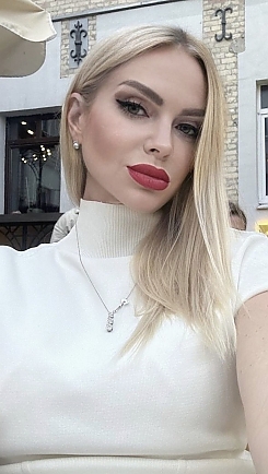 Natalya, age:48. Kiev, Ukraine