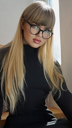 Viktoriia Zhytomyr 2152759