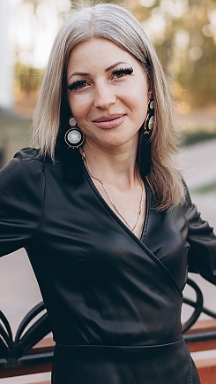 Yana Poltava 2352588