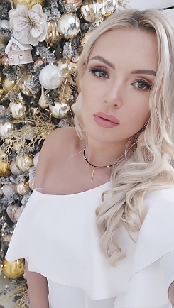 Oksana Los Angeles 2380552