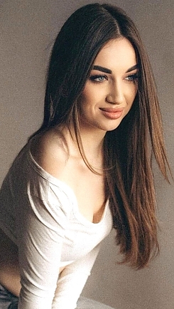 Yulia Los Angeles 2383409