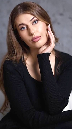Yana Toronto 2383989