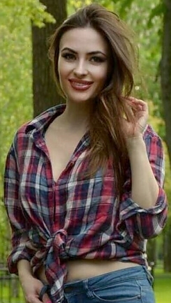 Julia Kharkiv 2384962