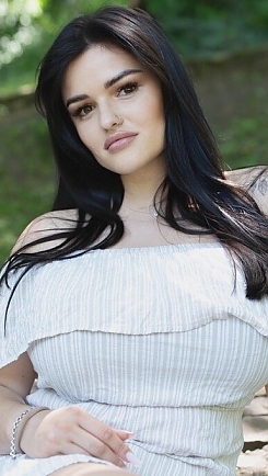 Anna Lviv 2386531