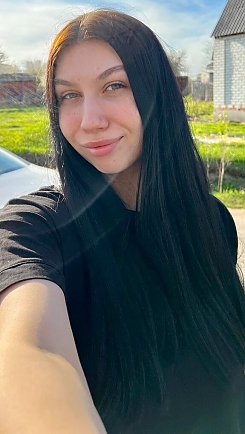 Daryna Zhytomyr 2386557