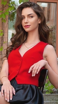 Anna Kyiv 2386963