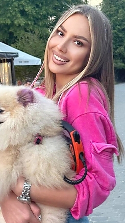 Ekaterina Kharkiv 2388914