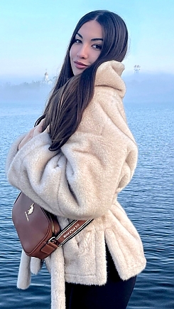 Maryna Ternopil 2390847