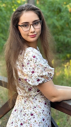 Daria Kyiv 2390877