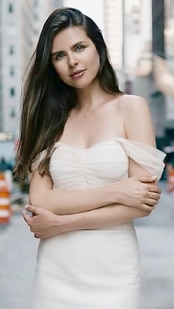 Yulia New York 2391095
