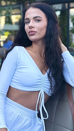 Anastasia London 2391434