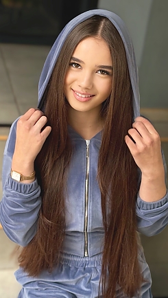 Viktoriia Ivano-Frankivsk 2392585