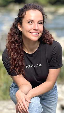 Olena Florence 2394233