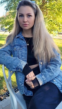 Olga Kharkiv 2395848