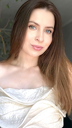 Mariana Kyiv 2396577