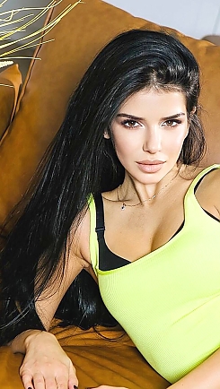 Maryna Obukhiv 2397228