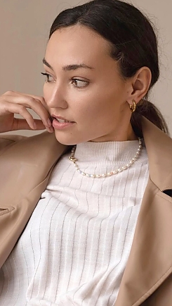 Kateryna Kyiv 2398042