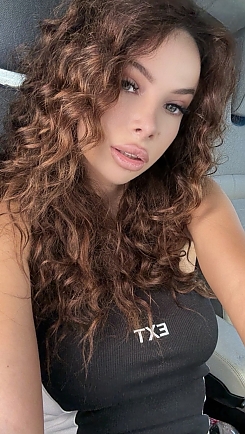 Anastasia Kyiv 2401312