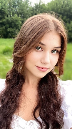 Anastasiia Ivano-Frankivsk 2402421