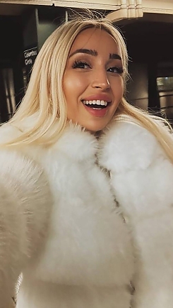 Lucia Chicago 2403605