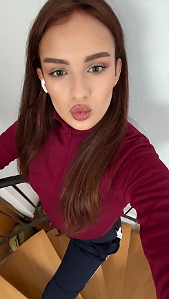 Yevhenia Nuremberg 2403697