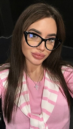 Valeriia Berlin 2404316