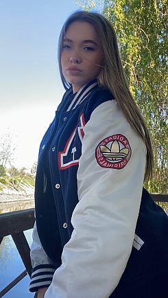 Oleksandra Kyiv 2404953