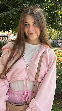 Diana Cherkasy 2405058