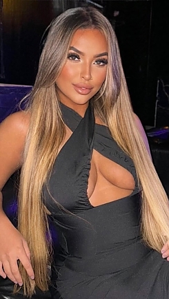 Laura Salvador 2405614