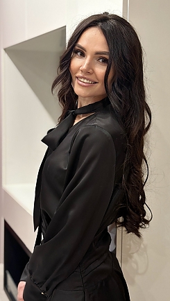 Ekaterina Dnipro 2406307