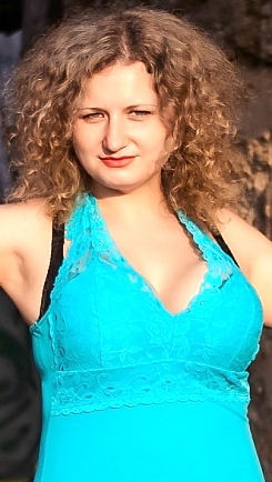 Alyona Nikolaev 272634