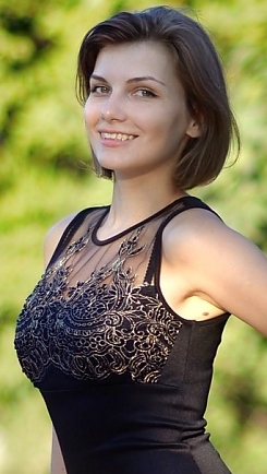 Alena Kharkov 398740