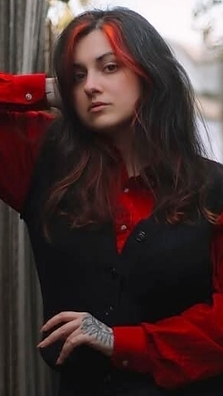 Aneliya Nikolaev 65079