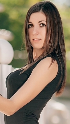 Ekaterina Nikolaev 77596